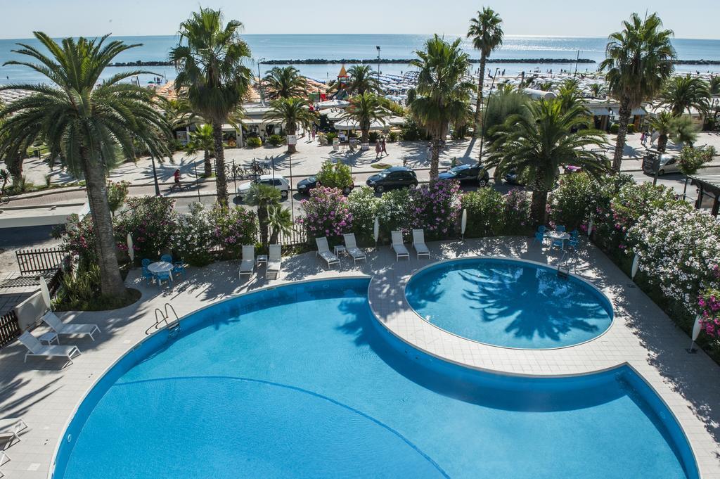 International Hotel & Suite San Benedetto del Tronto Exterior photo